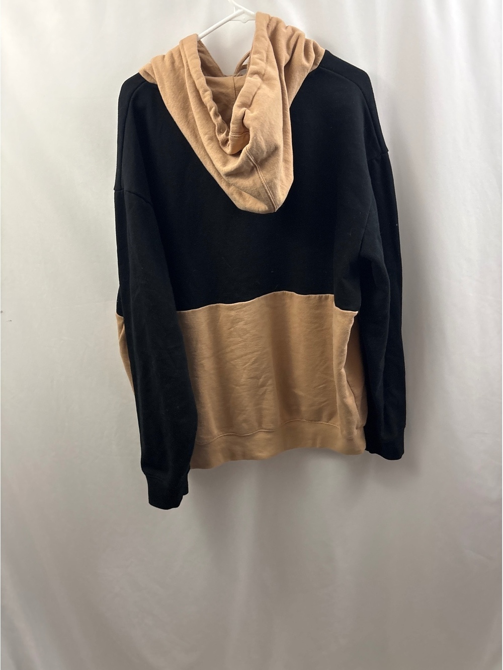 Bucees Hoodie Sweatshirt Mens Unisex 2XL Two Tone Black Tan  Logo Texas Cozy - Picture 6 of 6